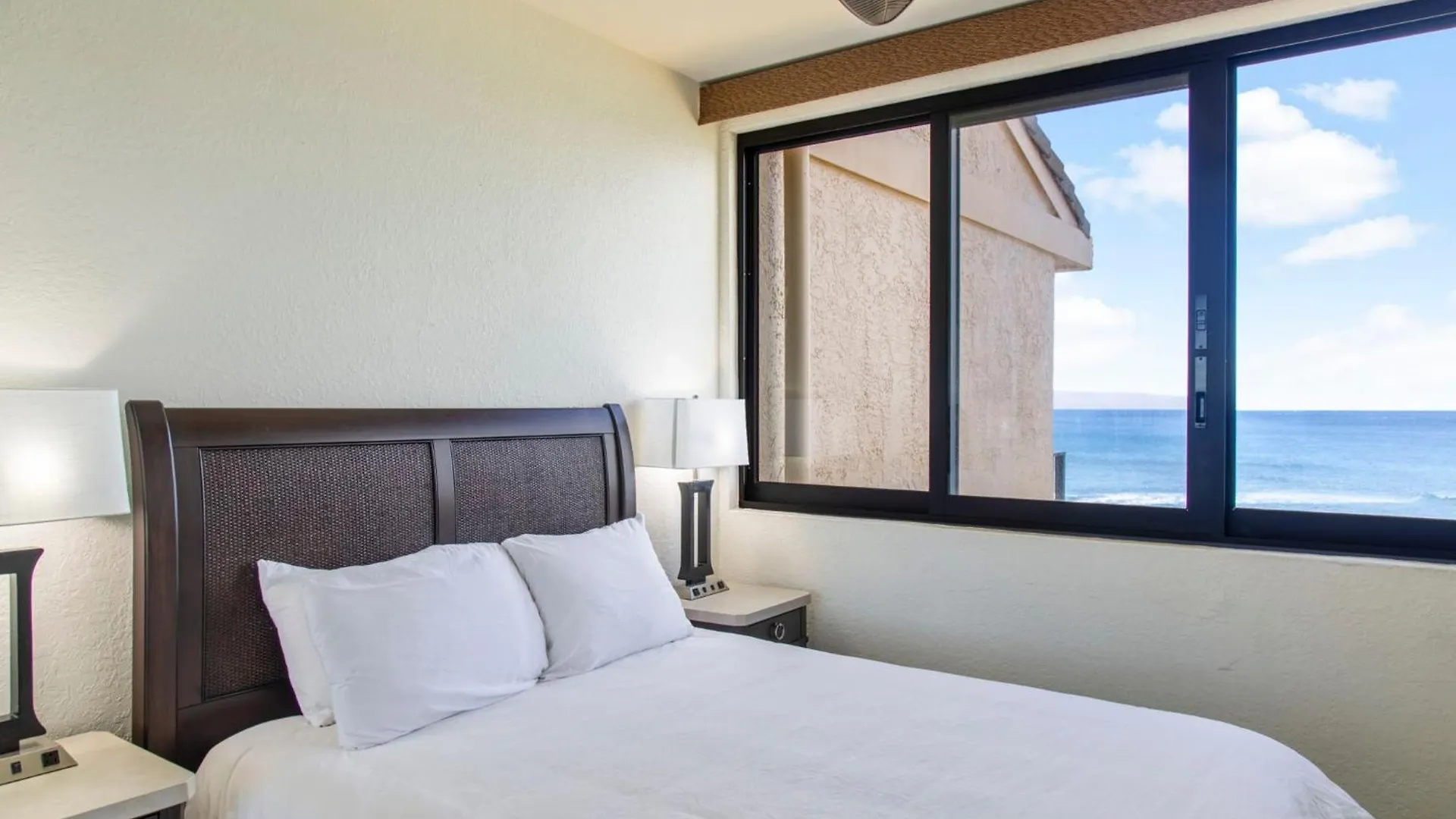 Penthouse Sweeping Ocean Views Lejlighed Kahana 0*,
