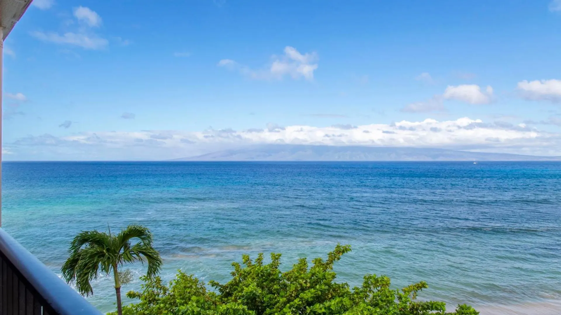 Penthouse Sweeping Ocean Views Lejlighed Kahana